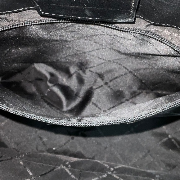 Michael Kors ‘Everly’ XL Satchel - Picture 9 of 10